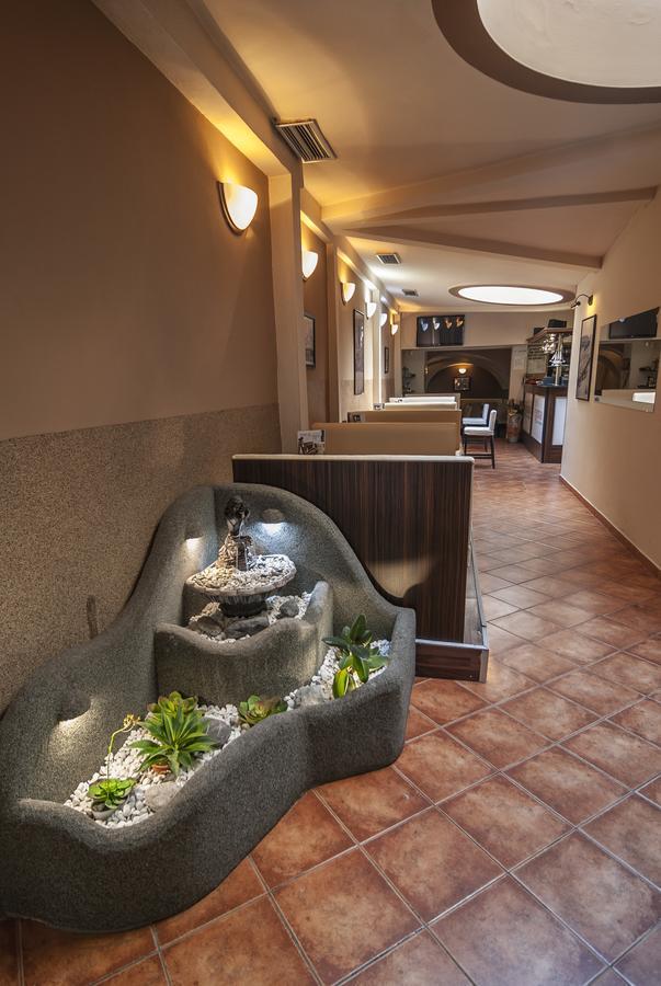 Fontana Pizzeria - Pension Ceske Budejovice Luaran gambar